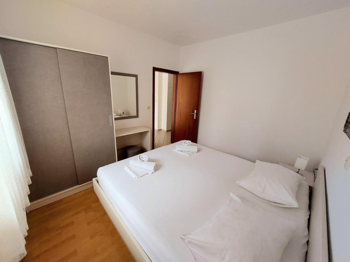 Apartman Patricia Makarska Exterior foto